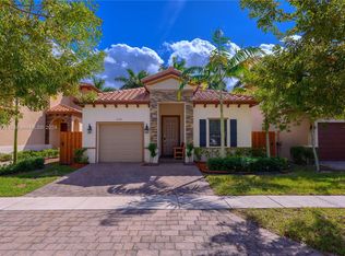 2372 NE 1st St, Homestead, FL 33033