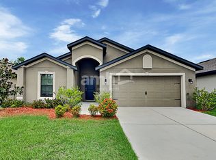 619 Chatham Walk Dr, Ruskin, FL 33570