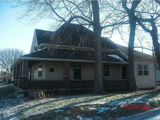 2nd image of 505 E 8th St