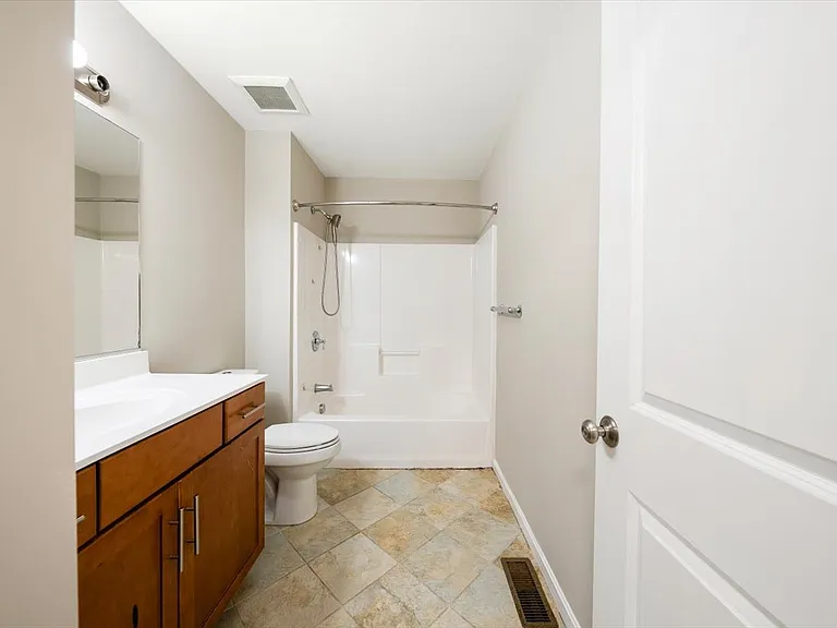 6 Bates St #A — Photo 34