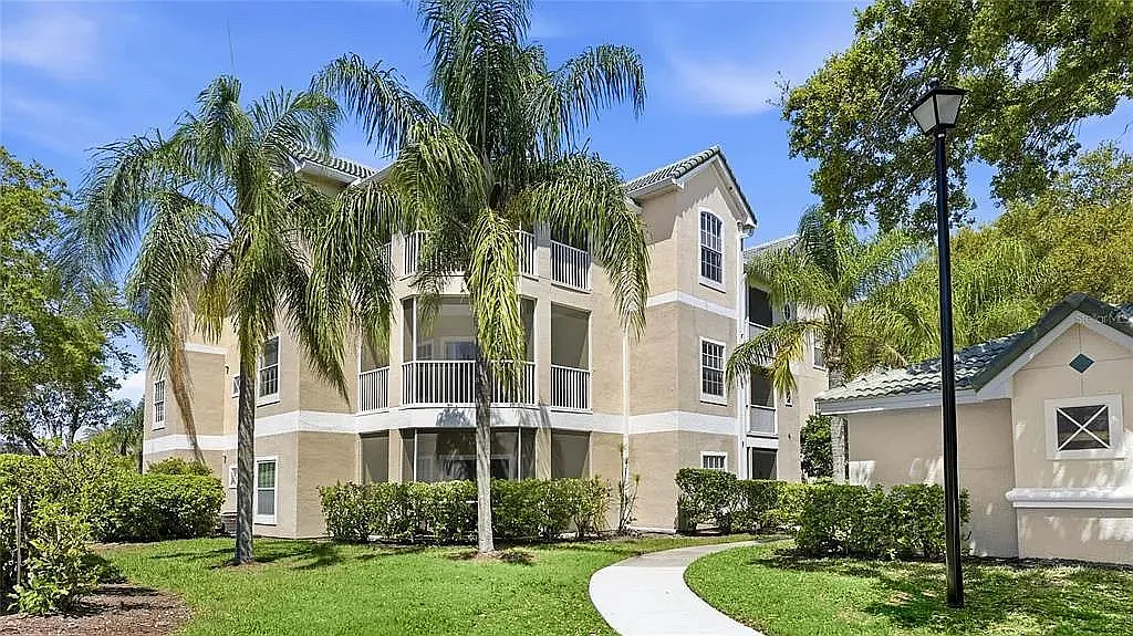1 bed, 843 sqft, $1,500 — Photo 1
