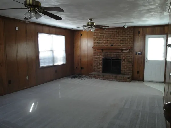157 Dupre Ave, Norfolk, VA 23503