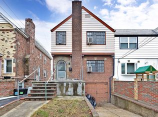 5406 63rd Pl, Maspeth, NY 11378