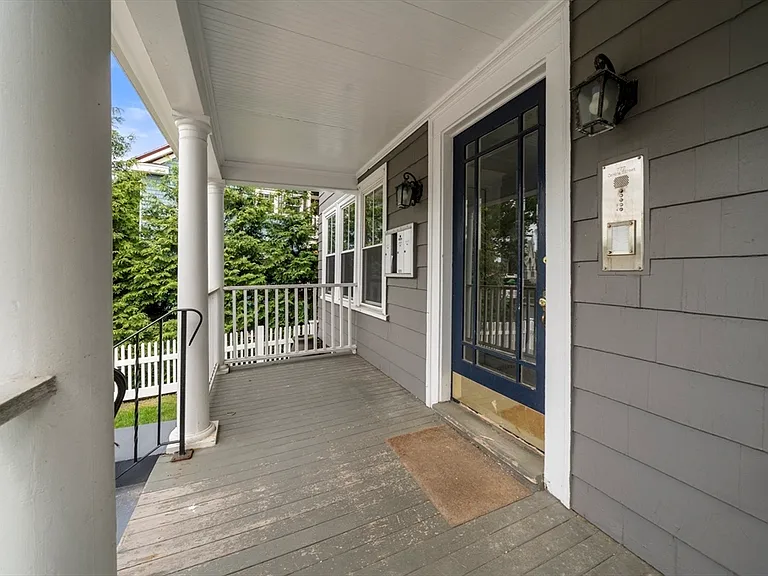 772 Centre St #2 — Photo 4