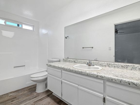 5th image of 1540 260th St #364-12