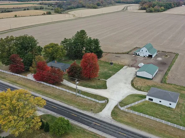 20209 W Farmington Rd, Trivoli, IL 61569