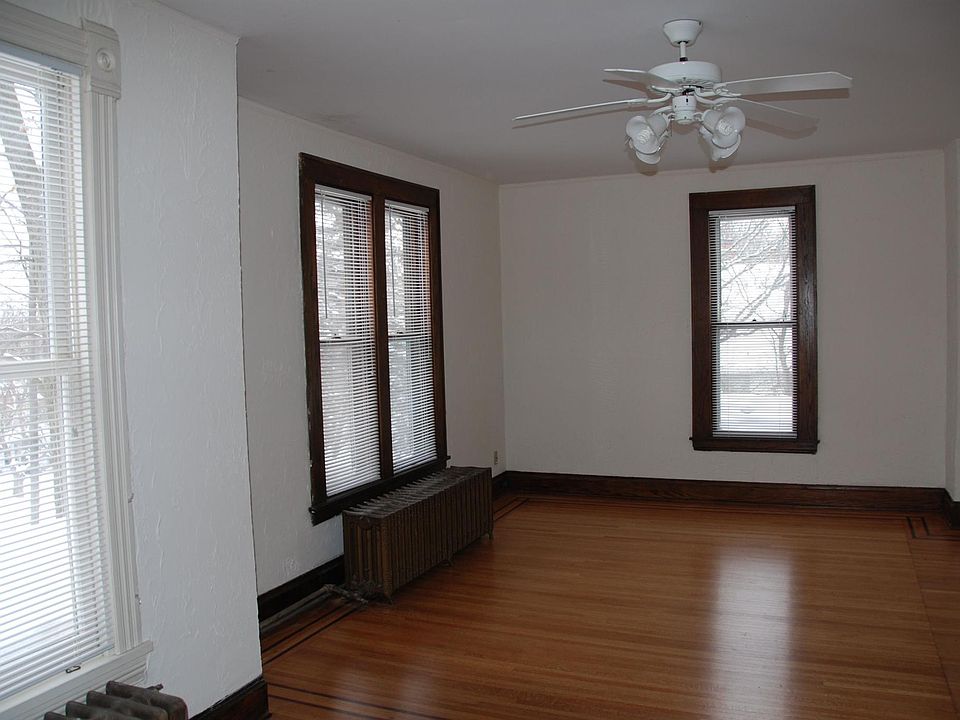 1st image of 56 Clarence Ave SE APT 2