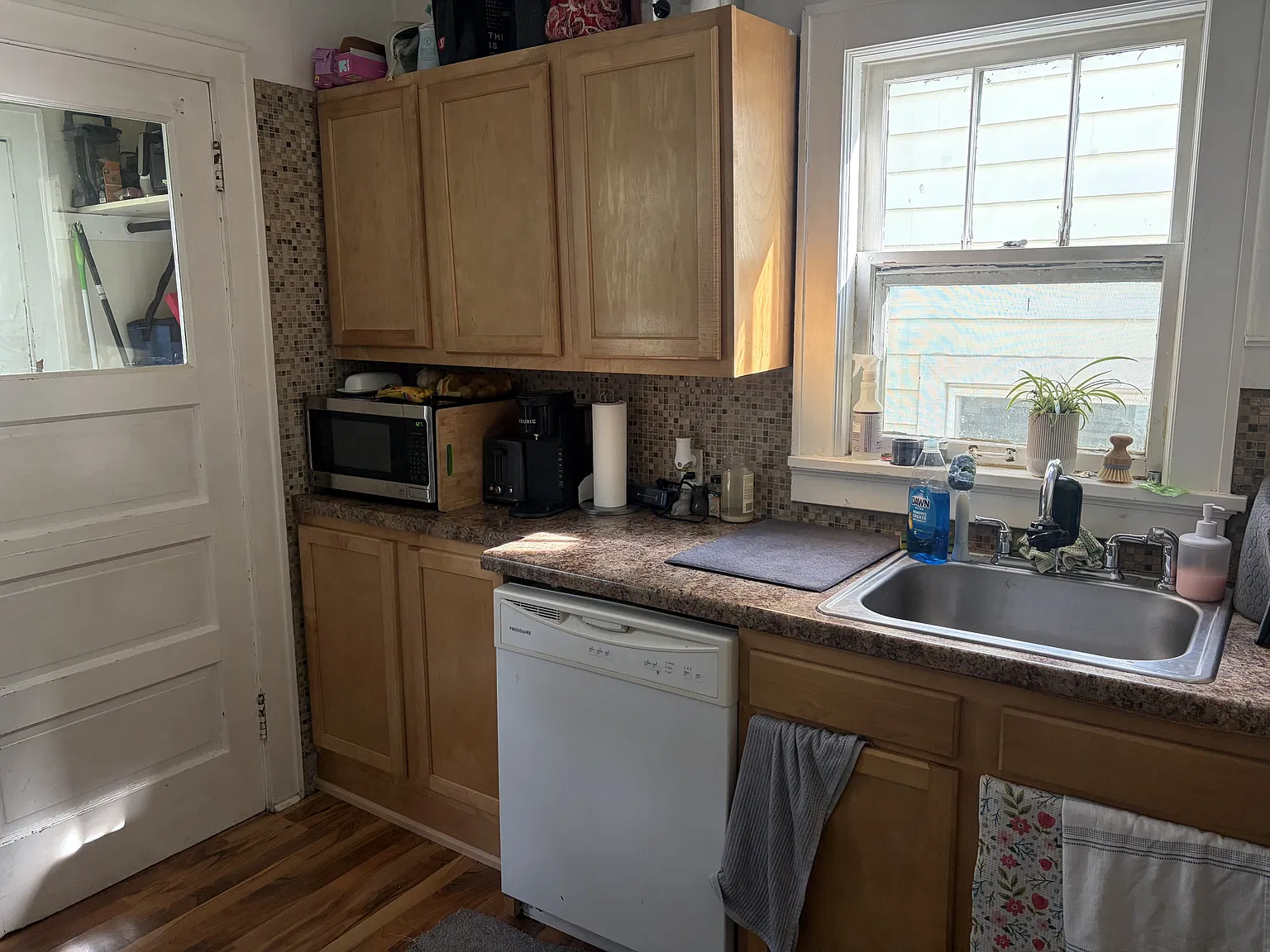 530 N 9th Ave E - 1 — Photo 3