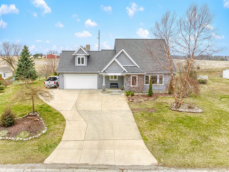1st image of 284 Somerset Dr