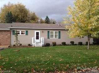 206 Central Ave, Shepherd, MI 48883