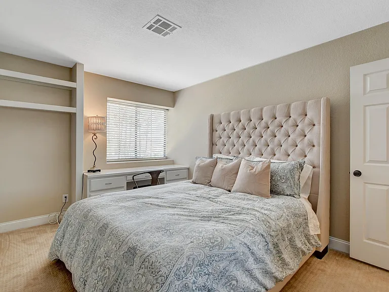 9205 Sandy Shores Dr — Photo 41
