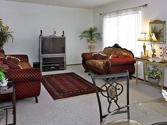 3rd image of 929 E El Camino Real APT 122F