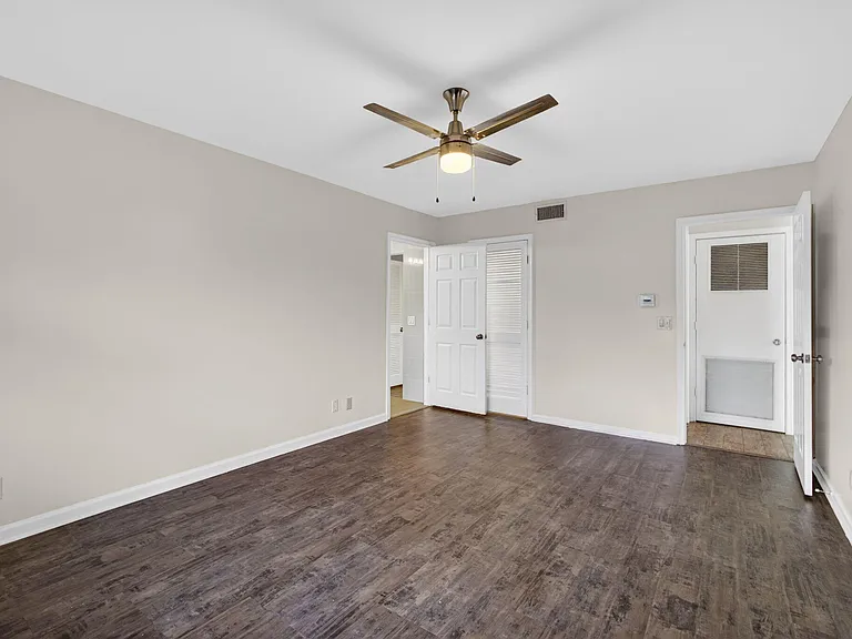 17137 Waterbend Dr #204 — Photo 22