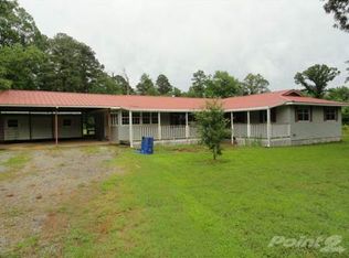 1138 Marcelene Dr, Waskom, TX 75692