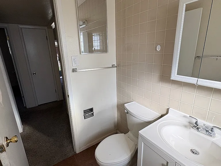 3513 Eastern Ave SE — Photo 37