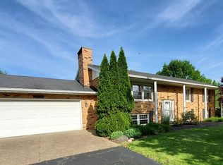 22654 N Main St, Morton, IL 61550