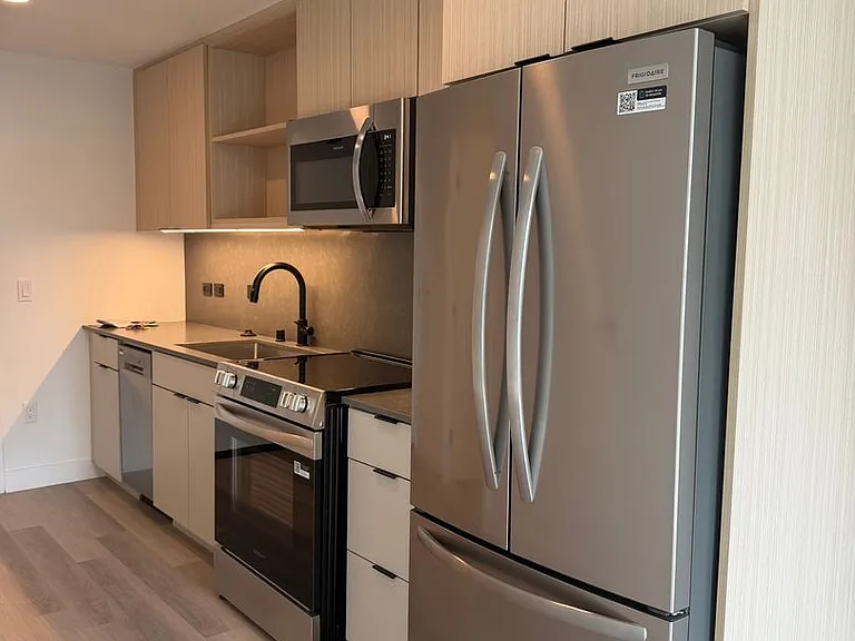 Rainford Apartments — Photo 38