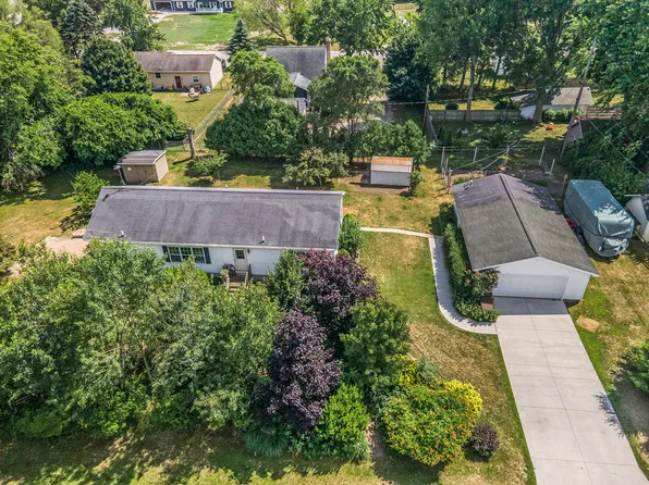 107 S Staffon St, Ludington, MI 49431