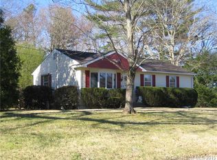 11 Taos Dr, Killingly, CT 06239