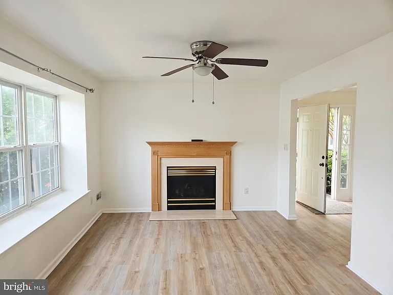 5701 Essex Ln — Photo 6