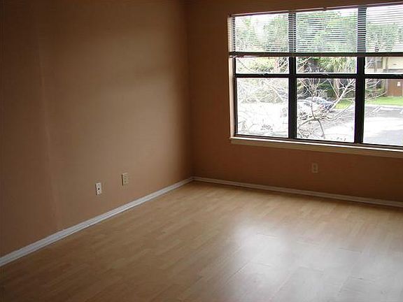 4th image of 2303 N Congress Ave APT 28
