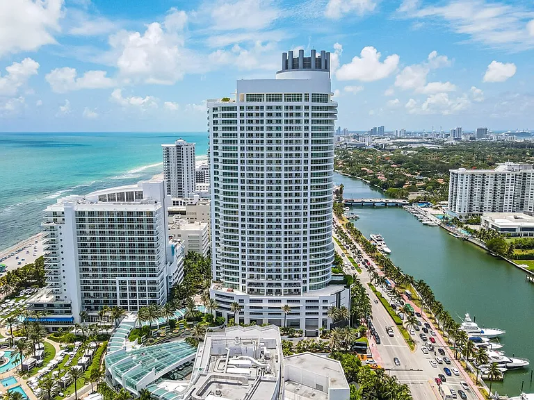 4390 Collins Ave #ID1540497P — Photo 9