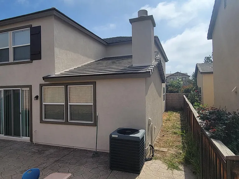 1393 Veronica Trl — Photo 26