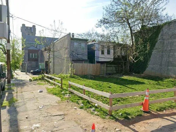 2369 N Bouvier St, Philadelphia, PA 19132