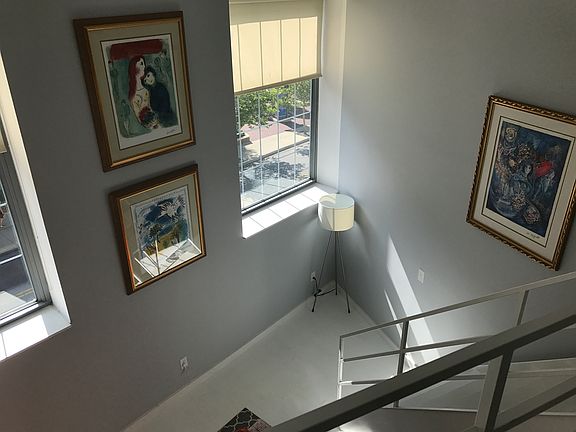4th image of 444 N Front St #305