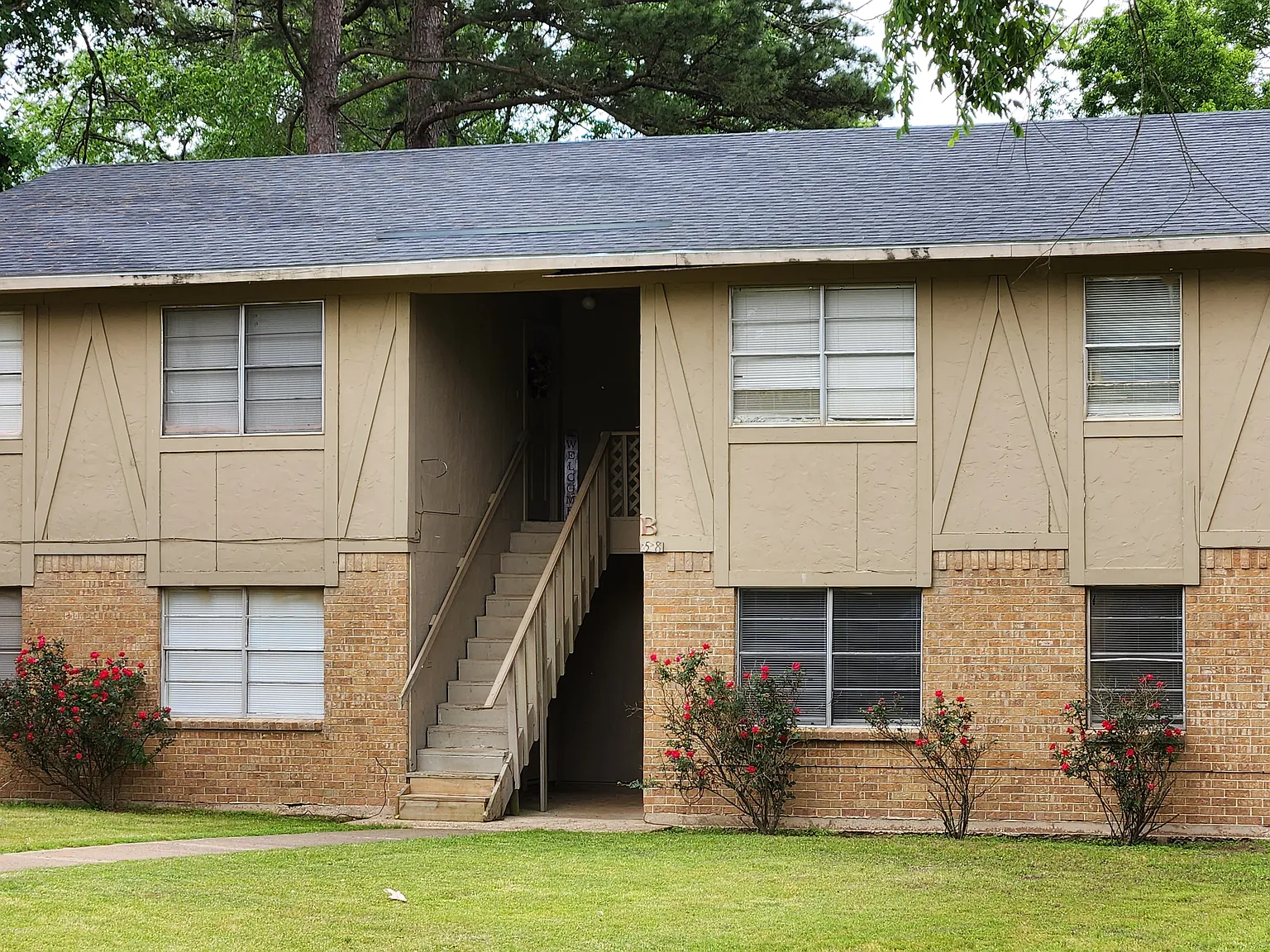 2 bed, 800 sqft, $760 — Photo 2