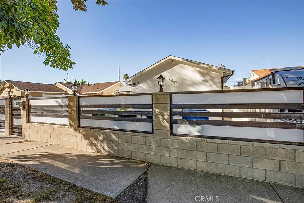 3 bed, 1824 sqft, $5,000 — Photo 3