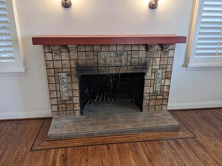 1 Waverly Dr — Photo 3