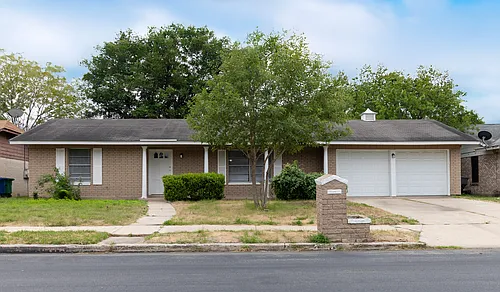 4610 Lavender Ln Photo 1