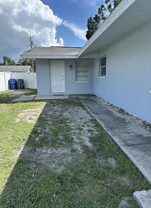 3 bed, 1100 sqft, $1,700 — Photo 1