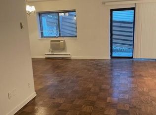 240 W Post Rd #V, White Plains, NY 10606