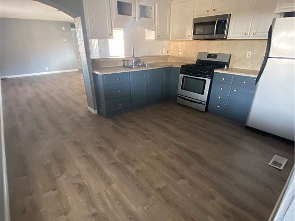 5th image of 361 Meander Drive