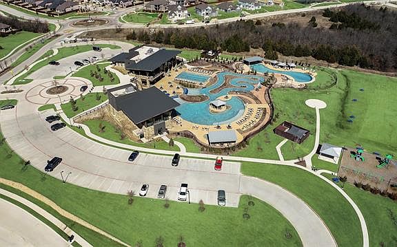 4th image of 1804 Celebration Ln