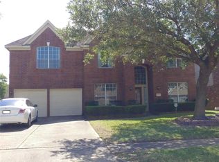 16811 Cobbler Crossing Dr, Sugar Land, TX 77498