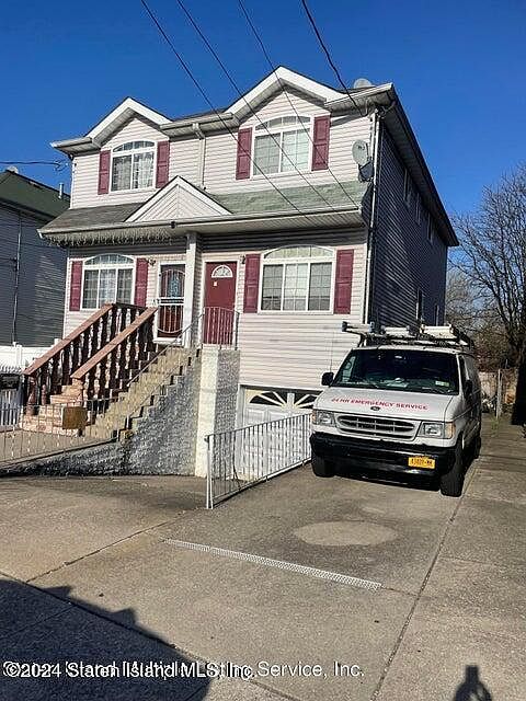 1st image of 119 Campbell Ave