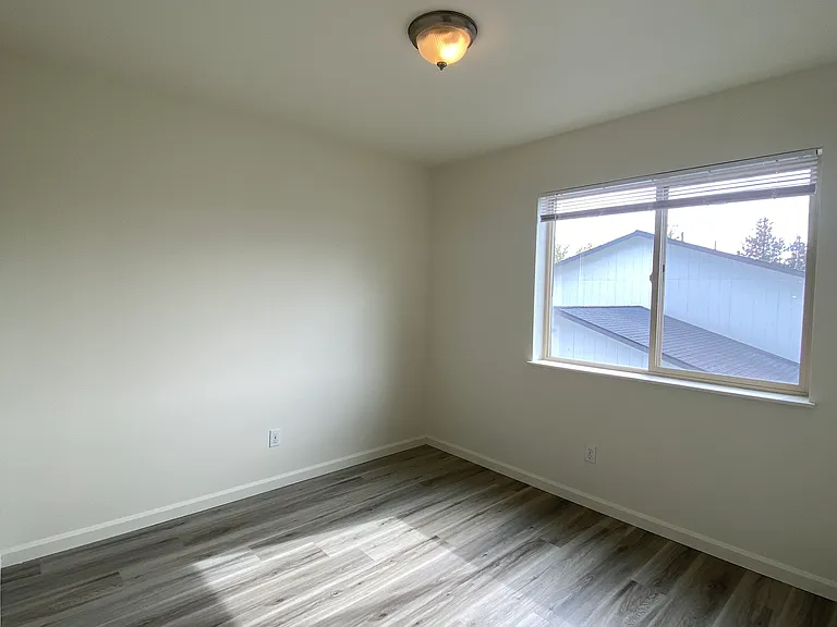114 W Adams Ave #19 — Photo 17