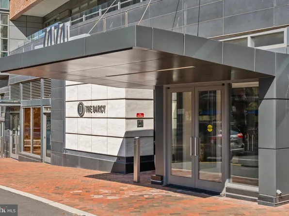 7171 Woodmont Ave Unit 206, Bethesda, MD 20815