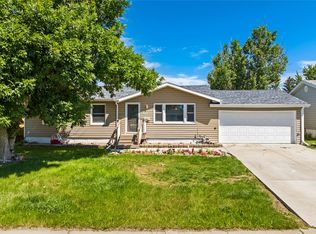 617 34th Ave NE, Great Falls, MT 59404