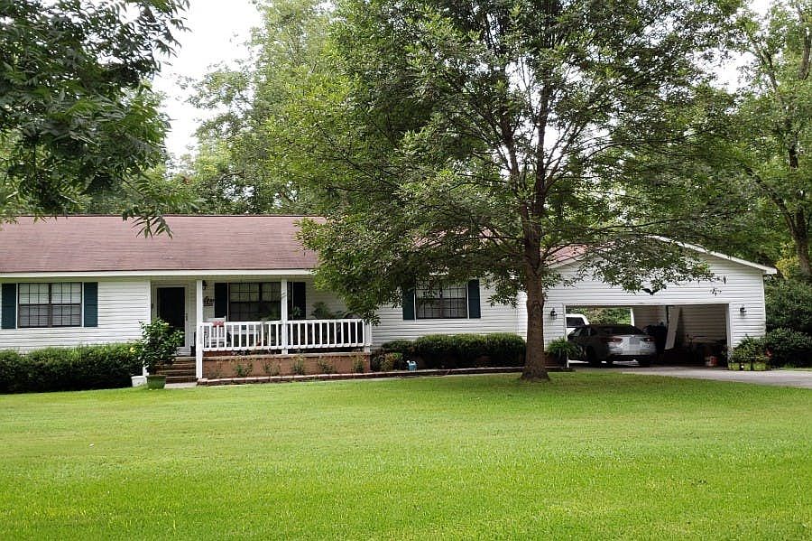 1st image of 3674 Kerry Dr