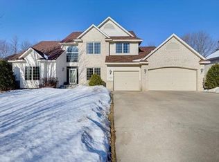 710 Legacy Ct, Faribault, MN 55021
