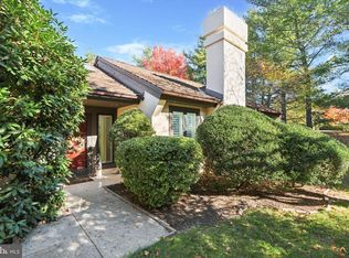 10 Horsetrail Ln, Blue Bell, PA