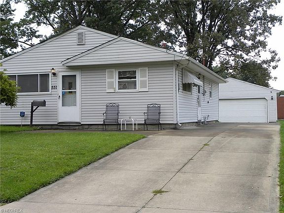 2nd image of 551 Baldwin Ave