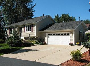 9112 8th Ave, Pleasant Prairie, WI 53158