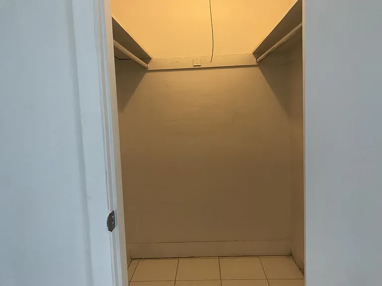 2303 Adams St #1 — Photo 9