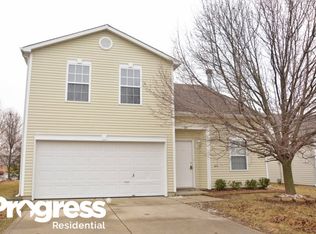 65 Winterwood Dr, Greenwood, IN