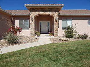 520 Winter Solstice Cir, Farmington, NM 87401